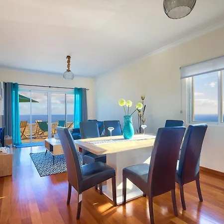 Ferienhaus Fuer 6 Personen Ca 200 M In Canico, Madeira Suedkueste Von Madeira